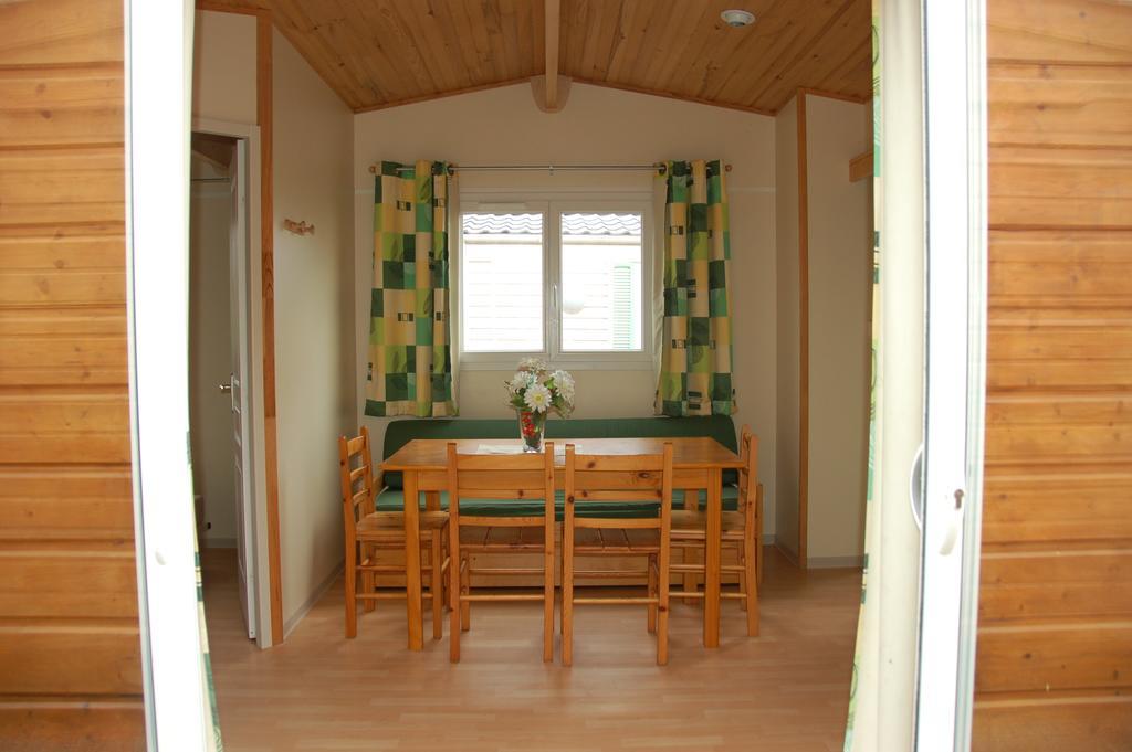 Camping Terra Alta Bot Cameră foto